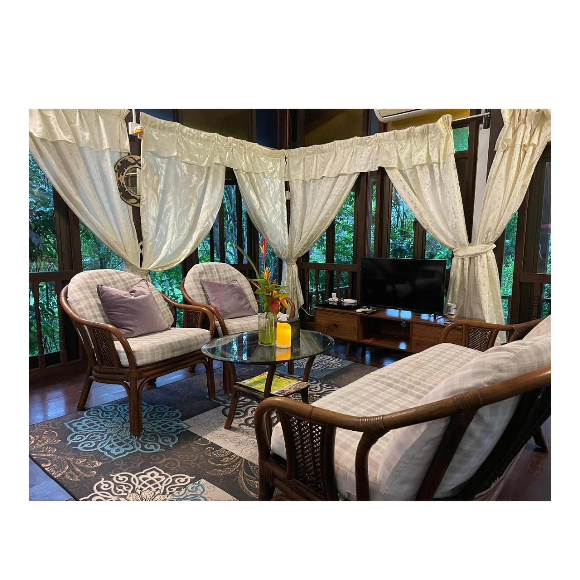 Villa Sri Kampung 쿠아 외부 사진