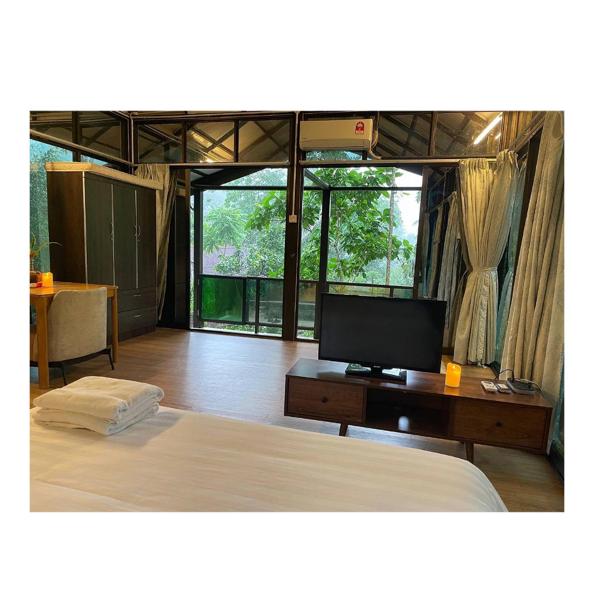 Villa Sri Kampung 쿠아 외부 사진
