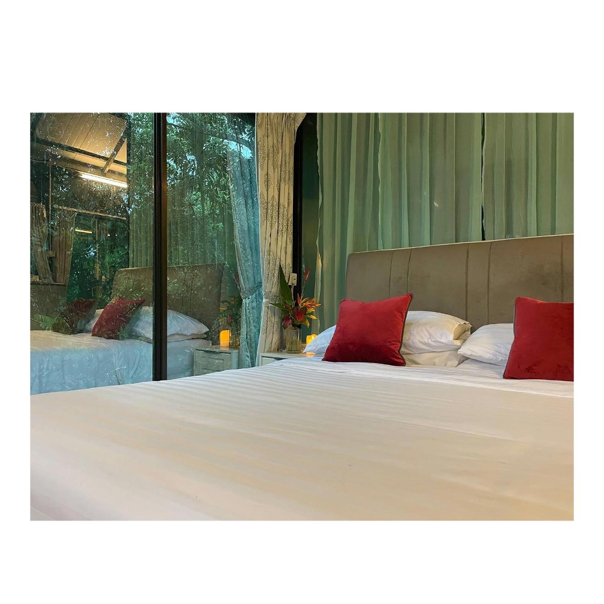 Villa Sri Kampung 쿠아 외부 사진