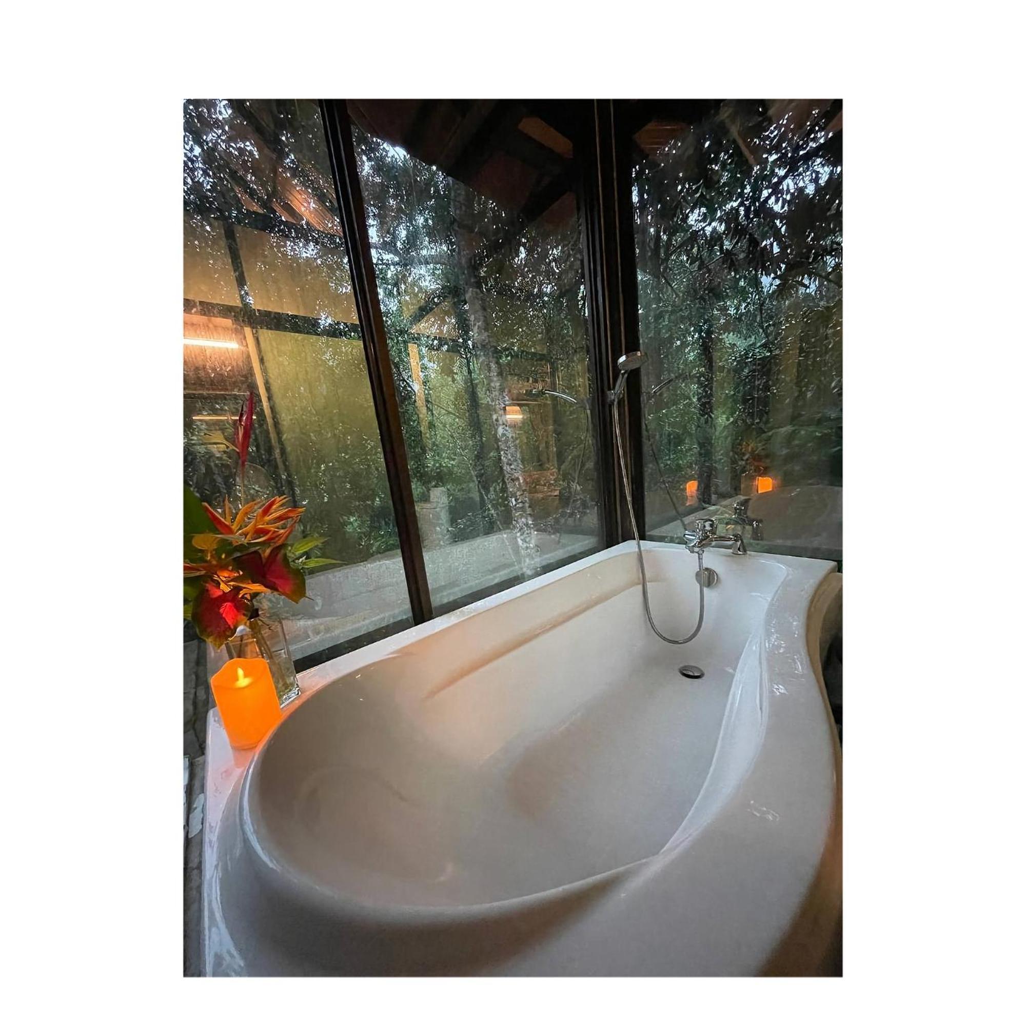 Villa Sri Kampung 쿠아 외부 사진