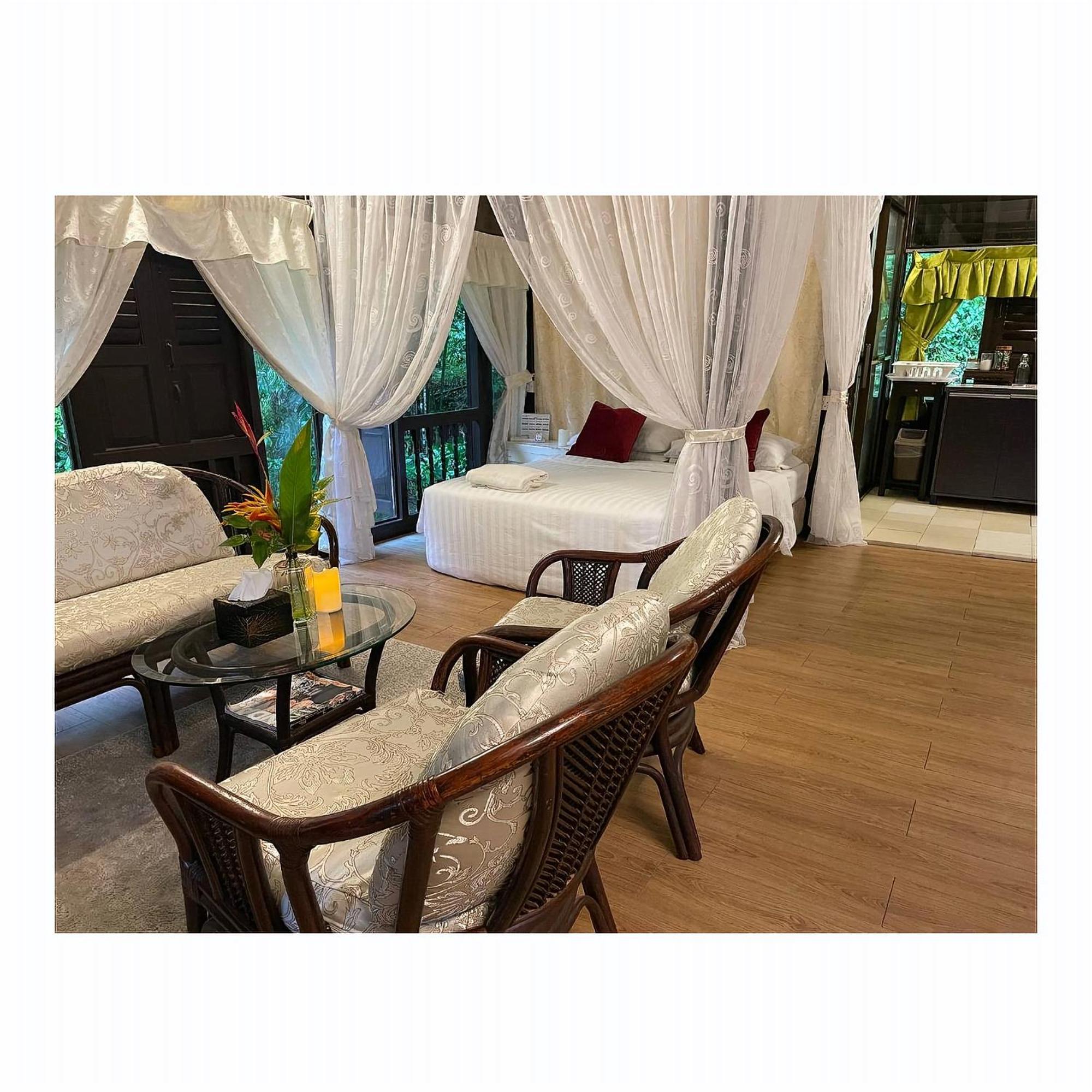 Villa Sri Kampung 쿠아 외부 사진